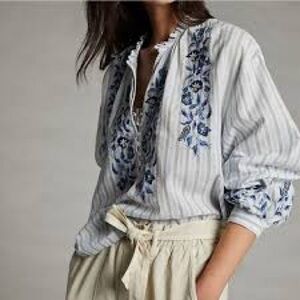 Anthropologie Pilcro Size Medium The Tavi Blue Motif floral Embroidered Blouse